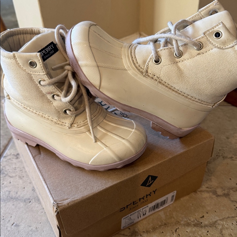Sperry Little Kid's Saltwater Metallic Sparkle Ivory Outsole Duck Boots
